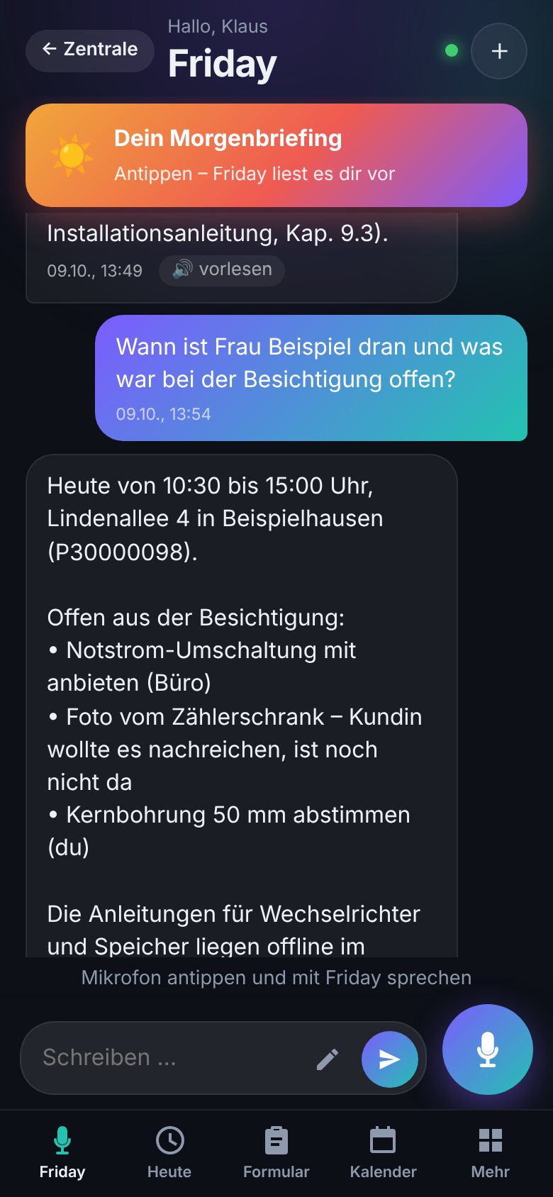 Friday-App: Chat mit Morgenbriefing und Antwort zu einem Fehlercode